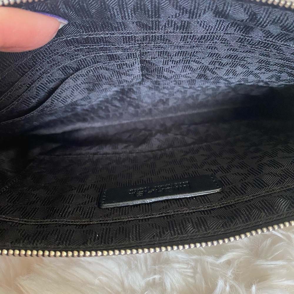 NWOT Michael Kors Jet Set XL Blk/Nickel Perforated Leather Wristlet Clutch - Picture 10 of 10